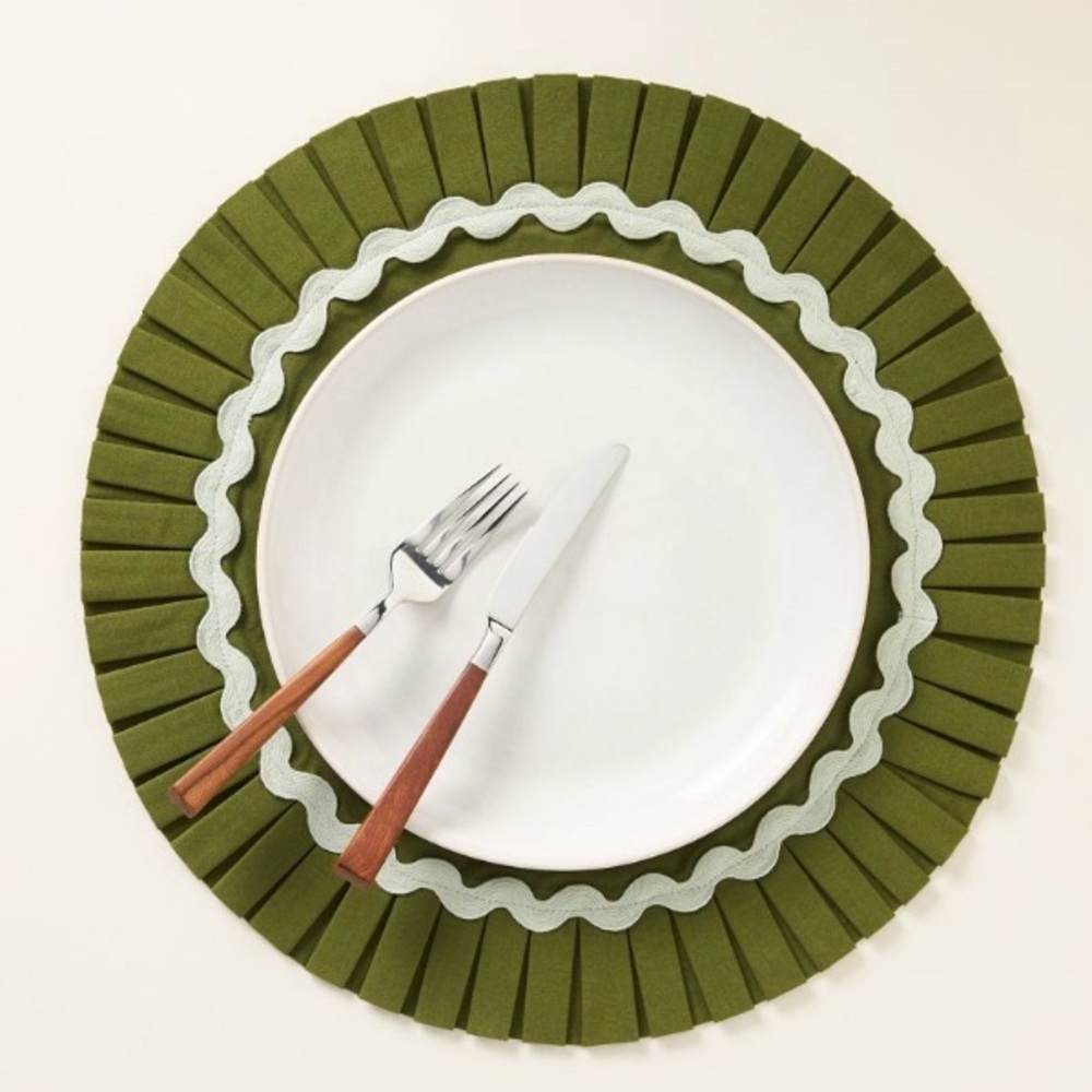 Anthropologie Ruby Rickrack Pleated Placemat